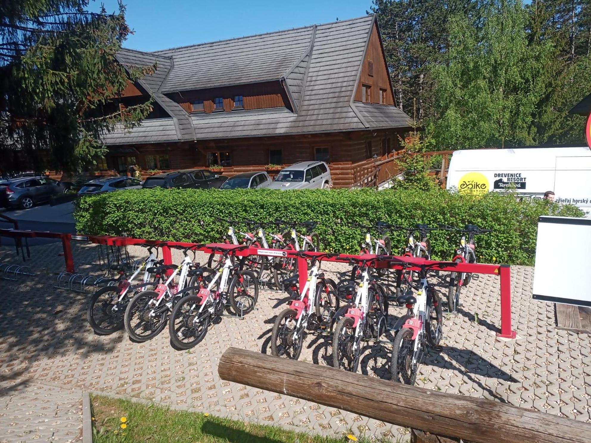 Resort Drevenice Terchova Exterior photo